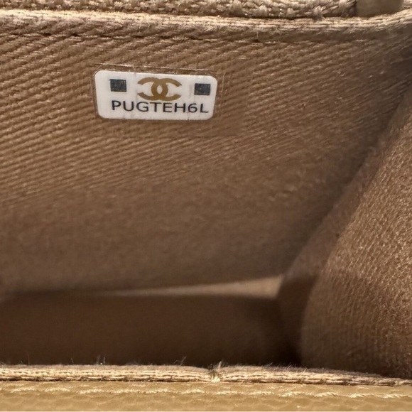 CHANEL Business Affinity Flap Bag Mini. Beige With Light Gold Hardware. - Picture 14 of 15